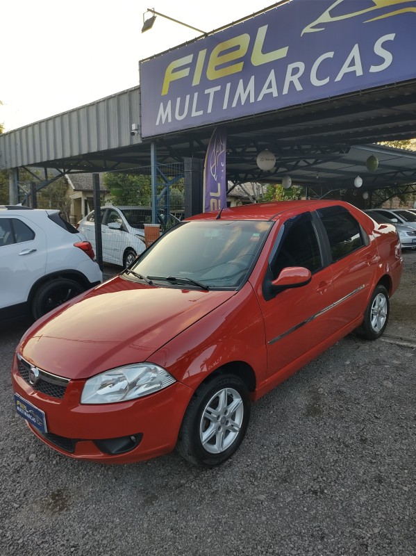 siena 1.4 mpi el 8v flex 4p manual 2013 vale real