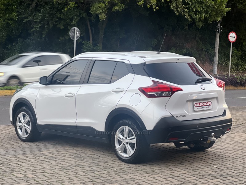KICKS 1.6 16V FLEX S XTRONIC 4P AUTOMÁTICO - 2020 - CAMPO BOM