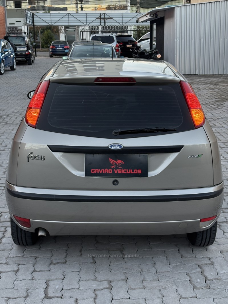 FOCUS 1.6 GLX 16V FLEX 4P MANUAL - 2008 - CAXIAS DO SUL