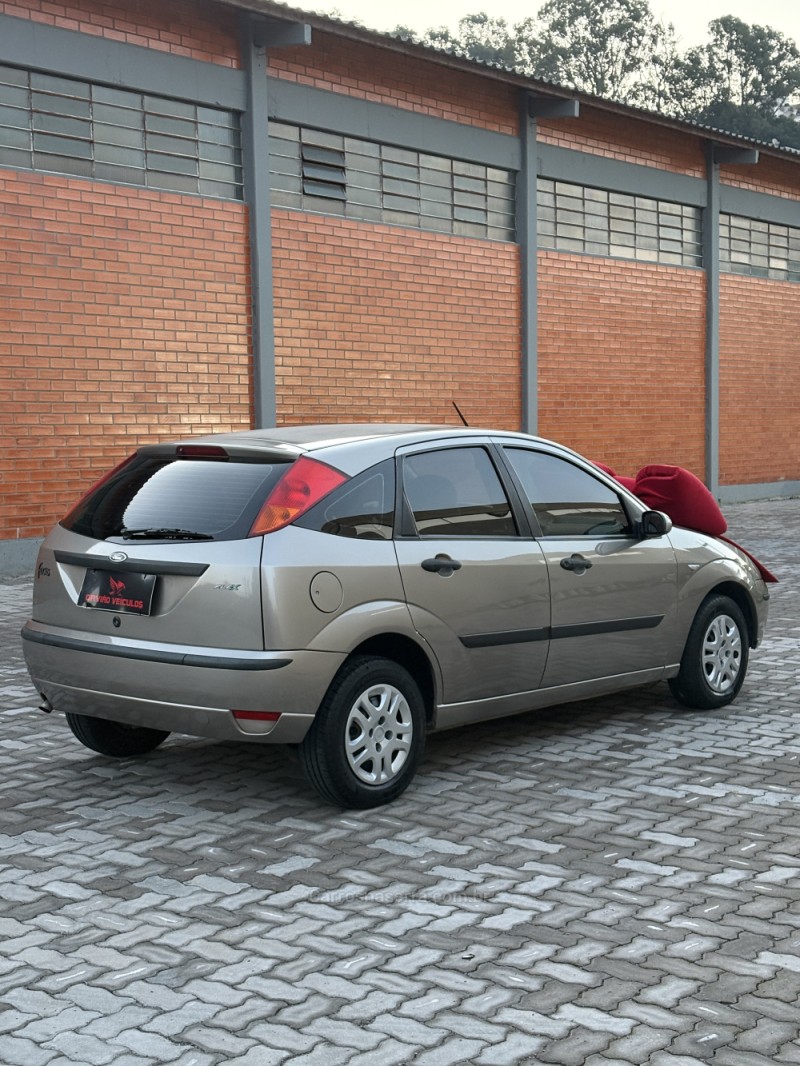 FOCUS 1.6 GLX 16V FLEX 4P MANUAL - 2008 - CAXIAS DO SUL