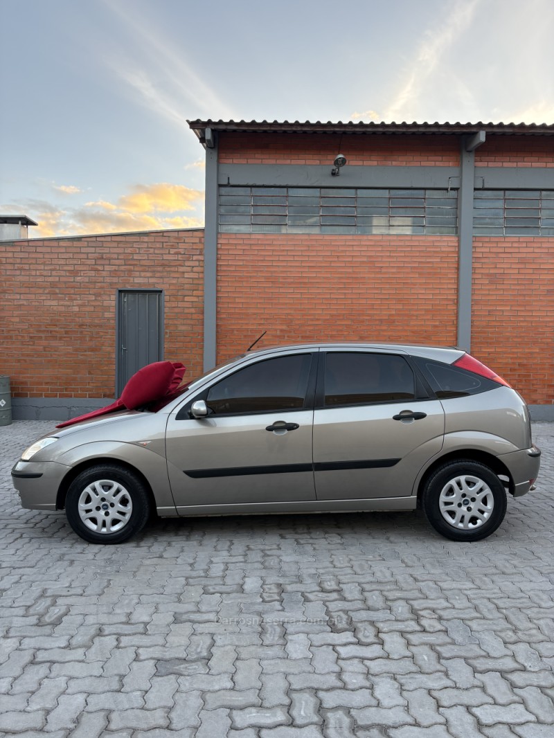 FOCUS 1.6 GLX 16V FLEX 4P MANUAL - 2008 - CAXIAS DO SUL