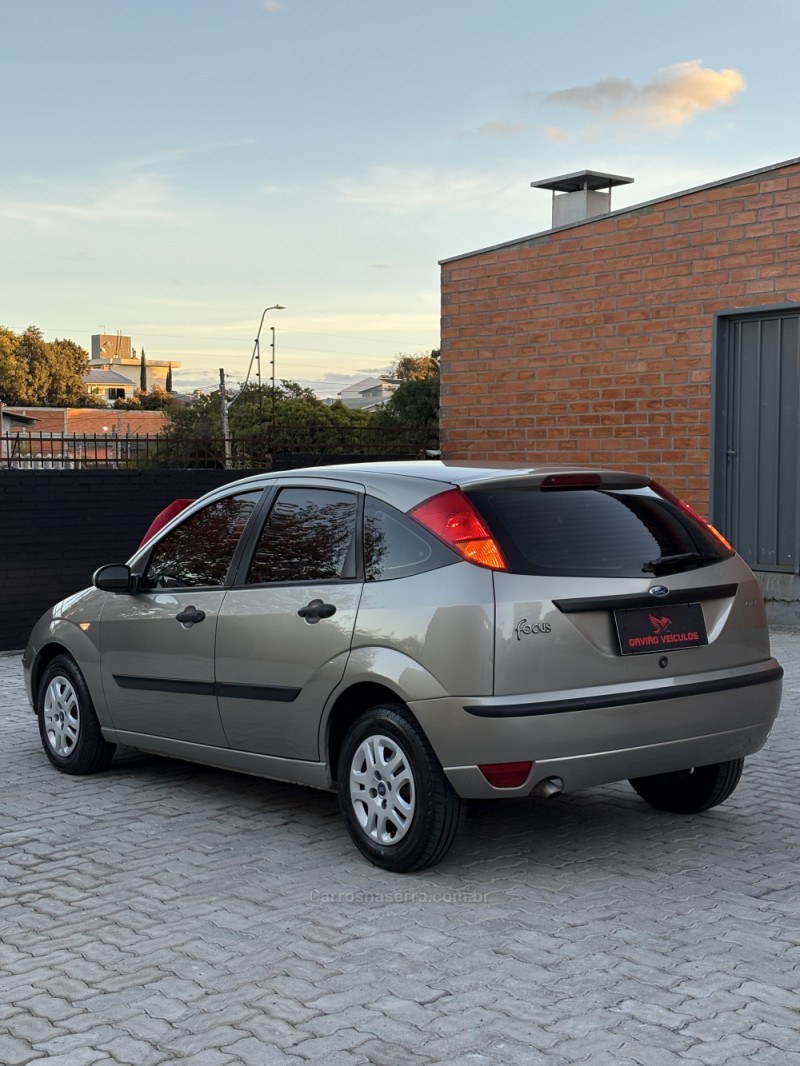 FOCUS 1.6 GLX 16V FLEX 4P MANUAL - 2008 - CAXIAS DO SUL