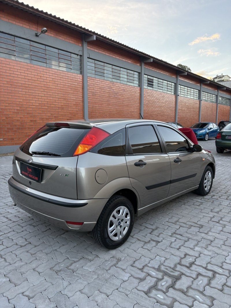 FOCUS 1.6 GLX 16V FLEX 4P MANUAL - 2008 - CAXIAS DO SUL