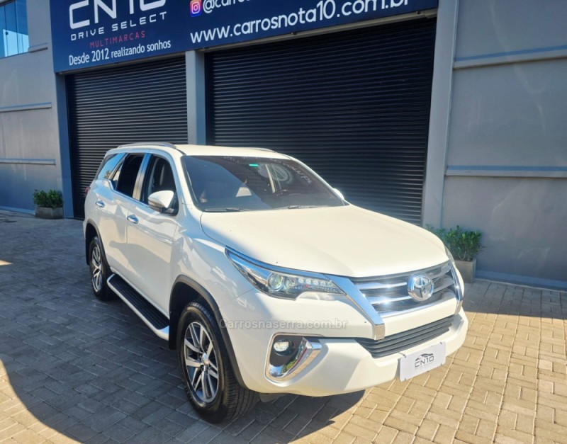 hilux sw4 2.8 srx 4x4 7 lugares 16v turbo intercooler diesel 4p automatico 2020 lajeado