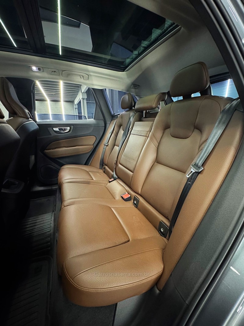 XC60 2.0 T5 MOMENTUM GASOLINA 4P AUTOMÁTICO - 2019 - PASSO FUNDO