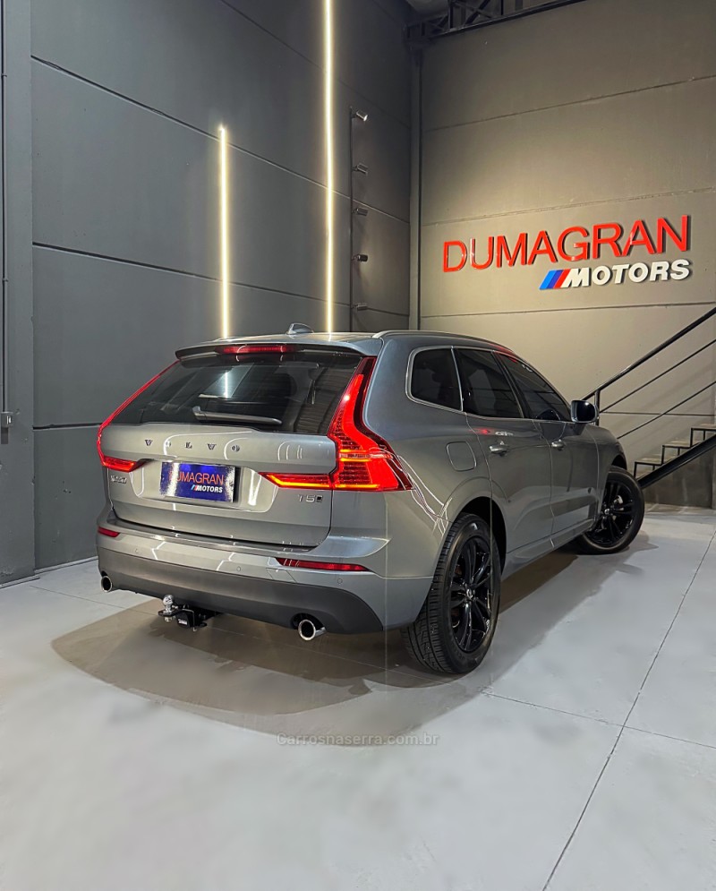 XC60 2.0 T5 MOMENTUM GASOLINA 4P AUTOMÁTICO - 2019 - PASSO FUNDO