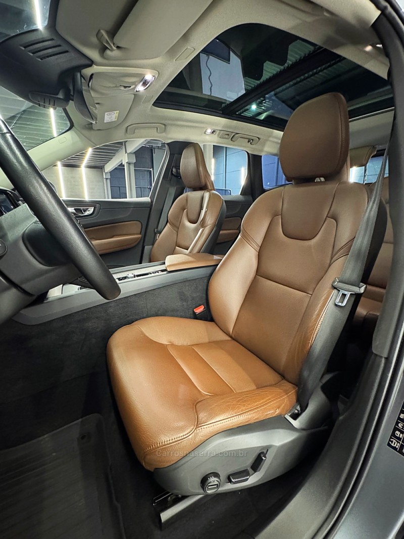XC60 2.0 T5 MOMENTUM GASOLINA 4P AUTOMÁTICO - 2019 - PASSO FUNDO