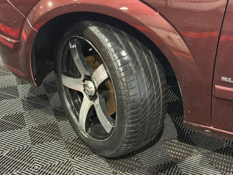 VECTRA 2.0 MPFI ELEGANCE 8V 140CV FLEX 4P MANUAL - 2006 - VACARIA