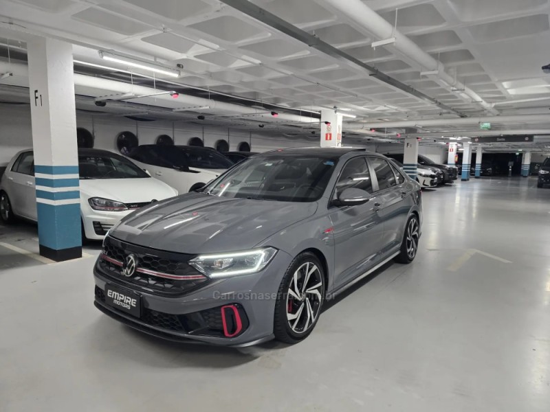 jetta 2.0 16v tsi gli 350 gasolina 4p automatico 2024 porto alegre
