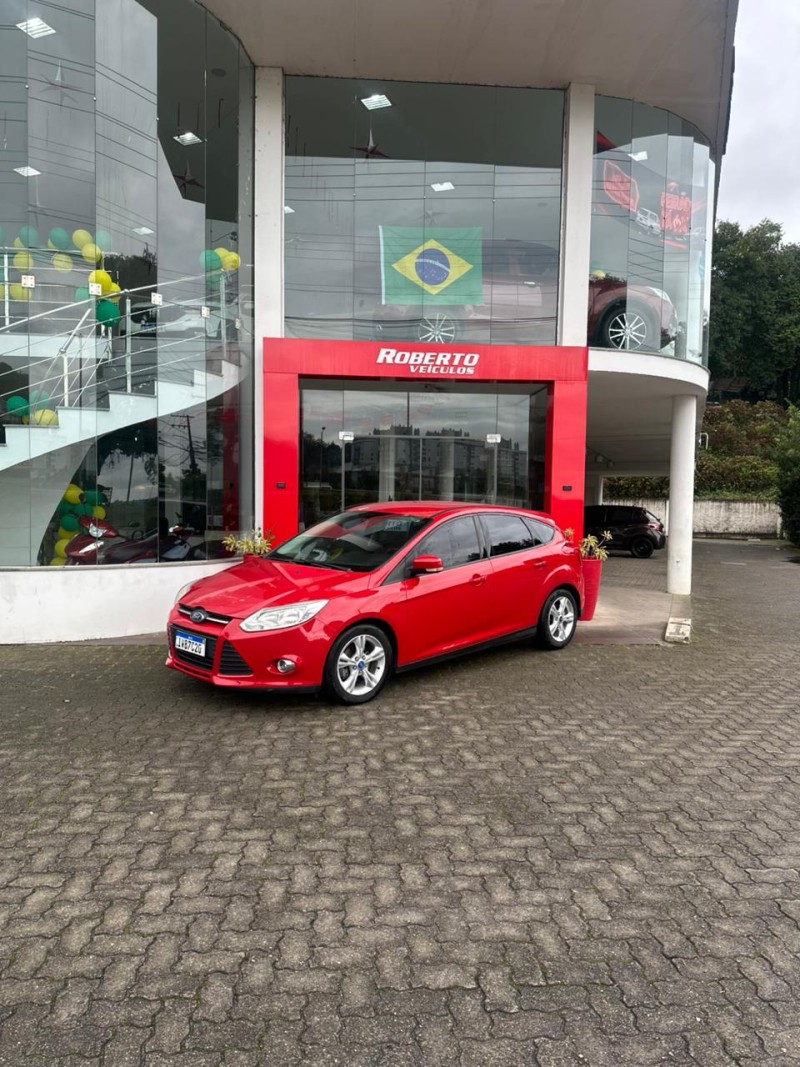 focus 1.6 se hatch 16v flex 4p automatico 2015 bento goncalves
