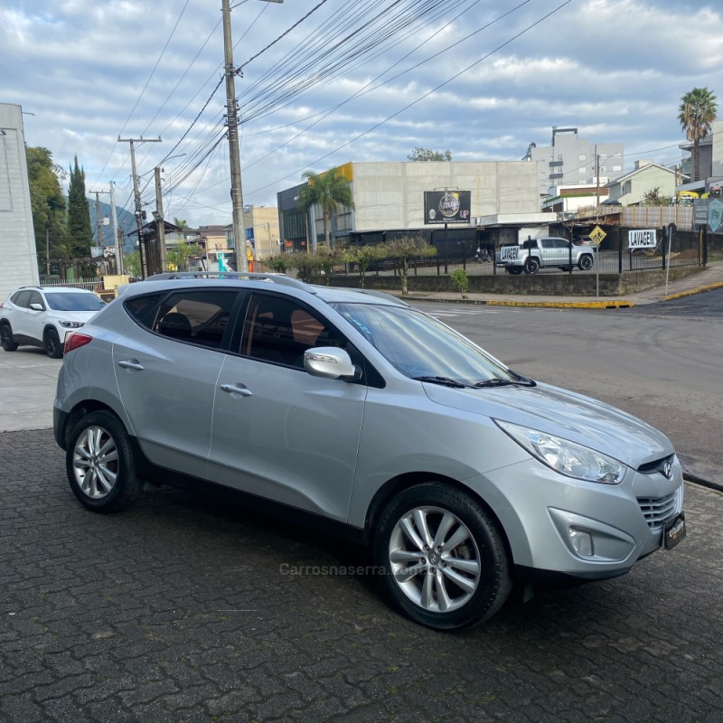 IX35 2.0 LAUNCHING EDITION 16V FLEX 4P AUTOMÁTICO - 2014 - MONTENEGRO