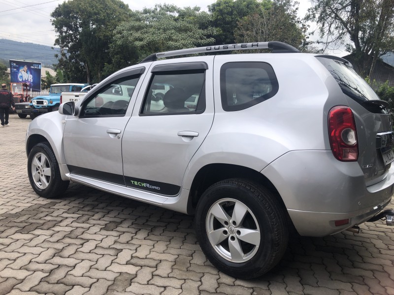 DUSTER 1.6 TECH ROAD 4X2 16V FLEX 4P MANUAL - 2013 - VALE REAL