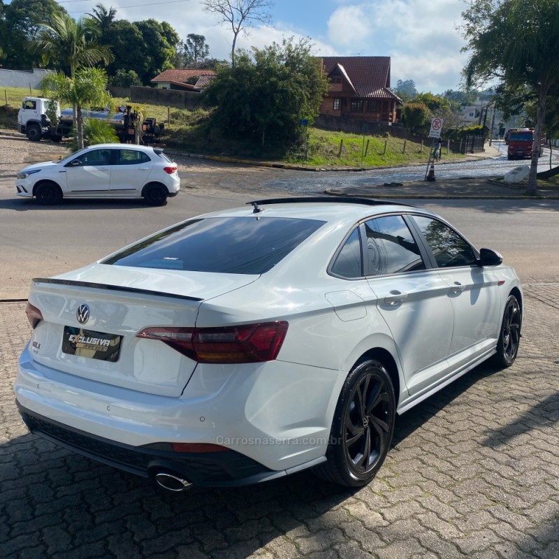 JETTA 2.0 16V TSI GLI 350 GASOLINA 4P AUTOMÁTICO - 2024 - MONTENEGRO