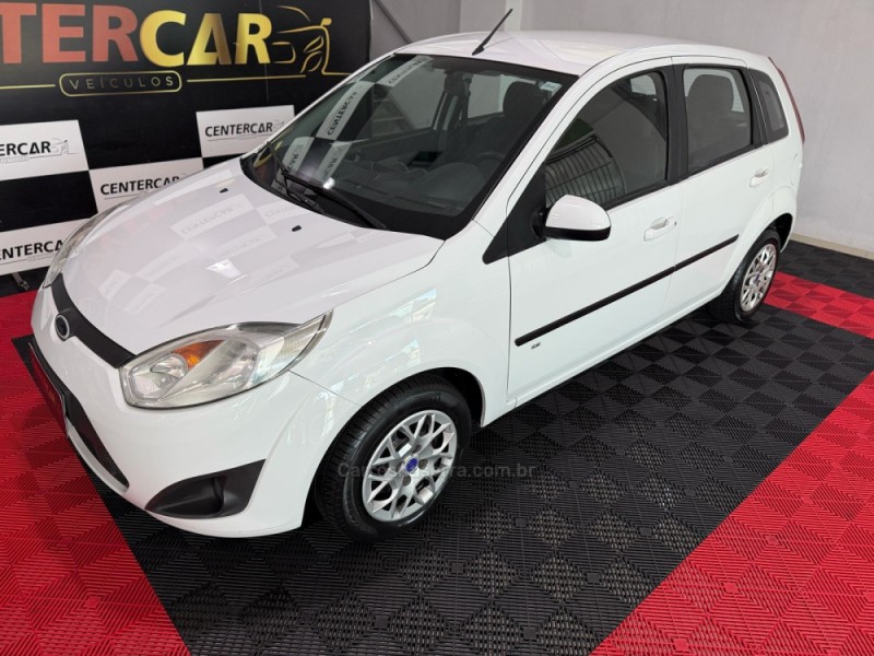 FIESTA 1.6 SE HATCH 16V FLEX 4P MANUAL - 2014 - NOVO HAMBURGO