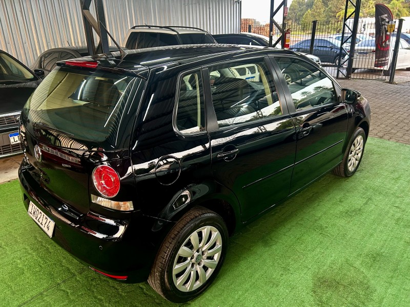 POLO 1.6 MI 8V FLEX 4P MANUAL - 2014 - SãO SEBASTIãO DO CAí