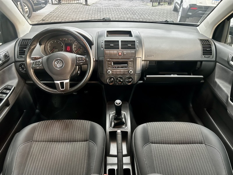 POLO 1.6 MI 8V FLEX 4P MANUAL - 2014 - SãO SEBASTIãO DO CAí