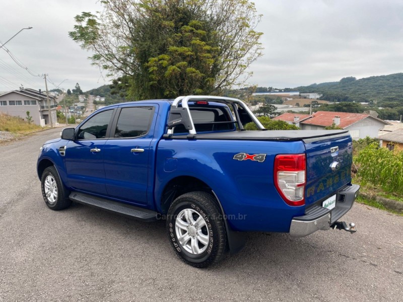 RANGER 3.2 XLT 4X4 CD 20V DIESEL 4P AUTOMÁTICO - 2022 - FLORES DA CUNHA
