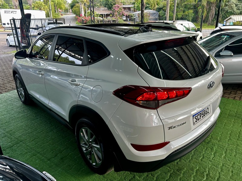 TUCSON 1.6 GLS TURBO GASOLINA 4P AUTOMÁTICO - 2022 - SãO SEBASTIãO DO CAí