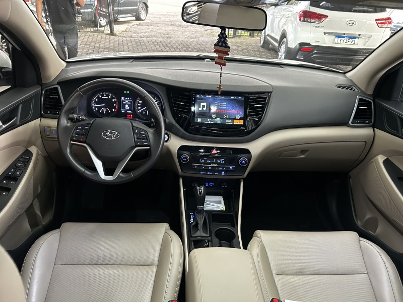 TUCSON 1.6 GLS TURBO GASOLINA 4P AUTOMÁTICO - 2022 - SãO SEBASTIãO DO CAí