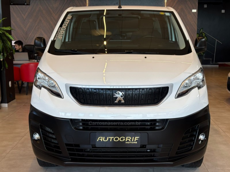 EXPERT 1.5 BLUEHDI CARGO DIESEL MANUAL - 2024 - CAMPO BOM