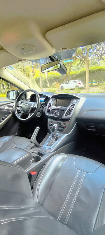 FOCUS 2.0 TITANIUM 16V FLEX 4P AUTOMÁTICO - 2015 - FARROUPILHA
