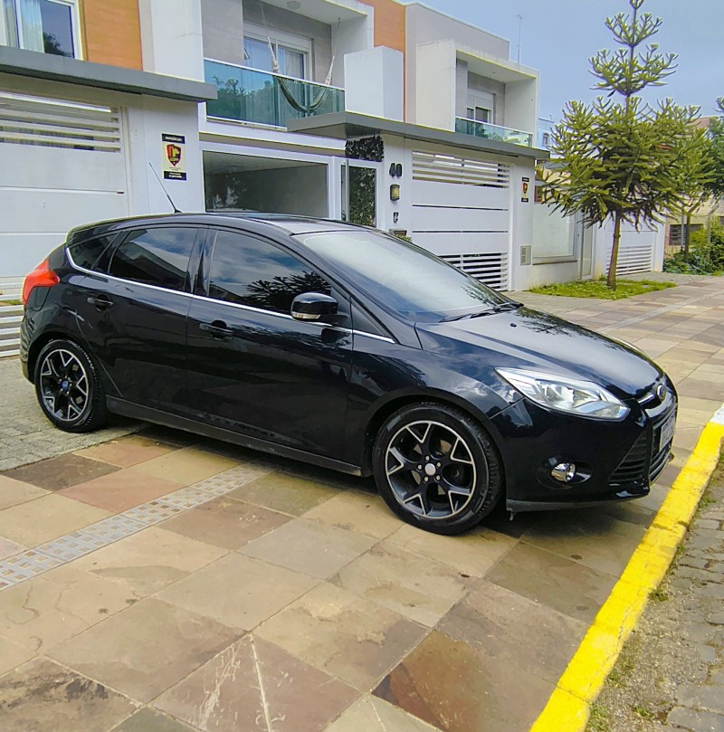 FOCUS 2.0 TITANIUM 16V FLEX 4P AUTOMÁTICO - 2015 - FARROUPILHA