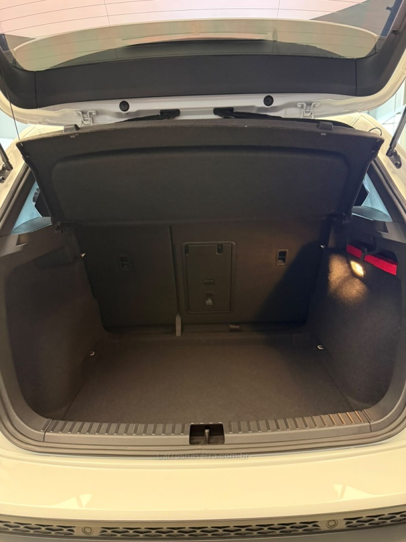 TAOS 1.4 16V HIGHLINE TSI FLEX 4P AUTOMÁTICO - 2024 - LAJEADO