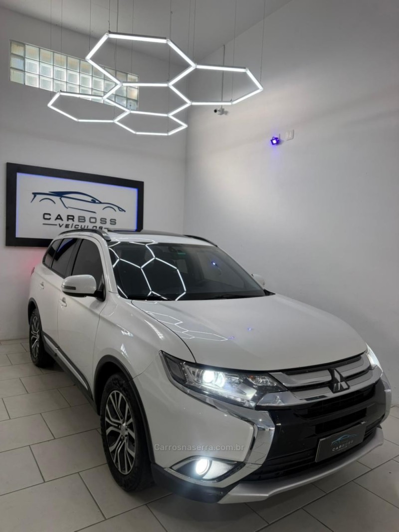 OUTLANDER 2.0 16V GASOLINA 4P AUTOMÁTICO - 2016 - CAXIAS DO SUL