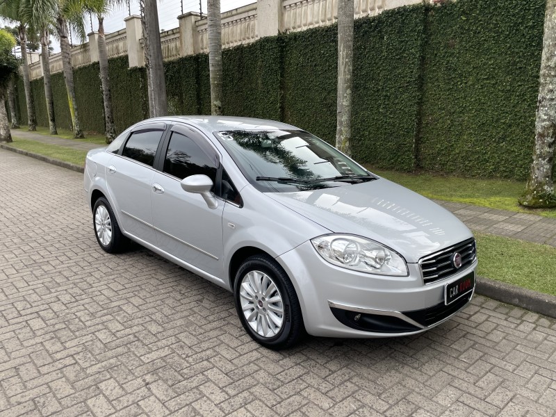 LINEA 1.8 ESSENCE 16V FLEX 4P MANUAL - 2015 - CAXIAS DO SUL