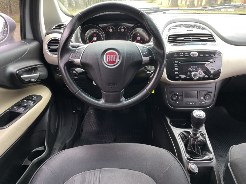 LINEA 1.8 ESSENCE 16V FLEX 4P MANUAL - 2015 - CAXIAS DO SUL