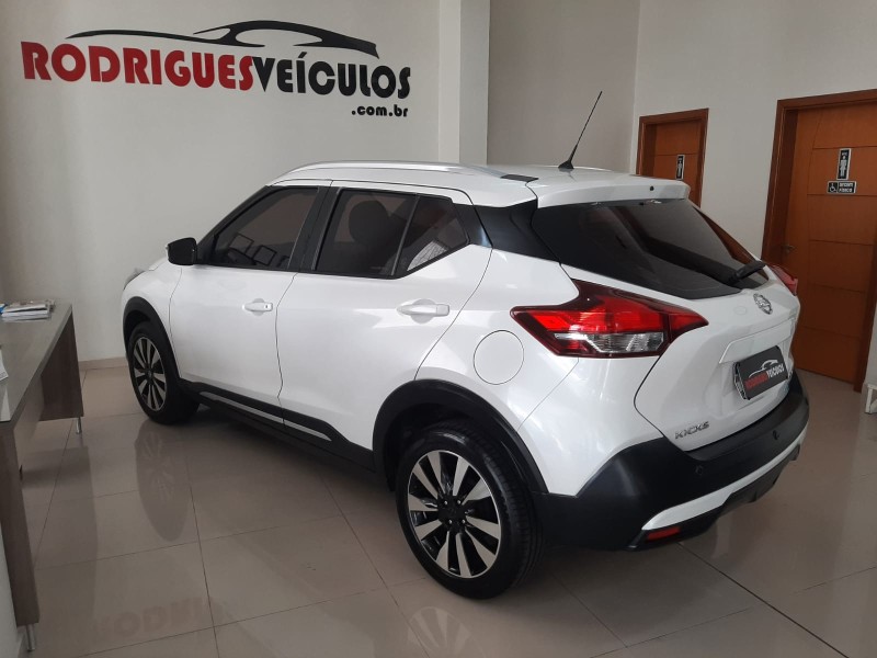KICKS 1.6 16V FLEX SV 4P XTRONIC - 2018 - CAXIAS DO SUL