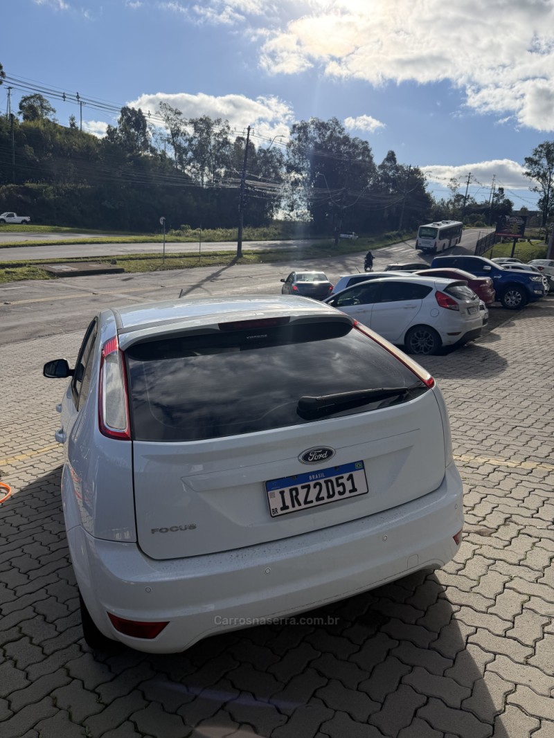 FOCUS 1.6 S 16V FLEX 4P MANUAL - 2012 - CAXIAS DO SUL
