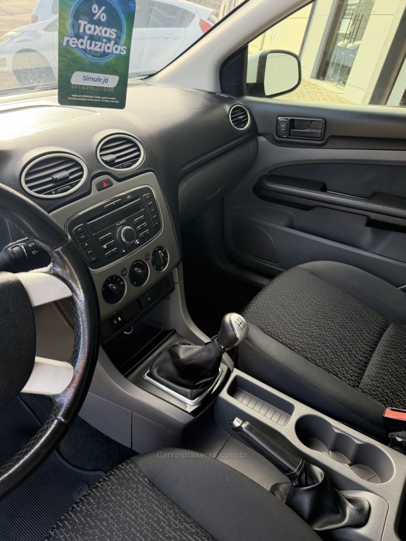FOCUS 1.6 S 16V FLEX 4P MANUAL - 2012 - CAXIAS DO SUL