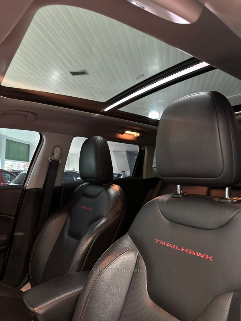 COMPASS 2.0 TRAILHAWK TD350 TURBO DIESEL 4X4 4P AUTOMÁTICO - 2018 - NOVO HAMBURGO