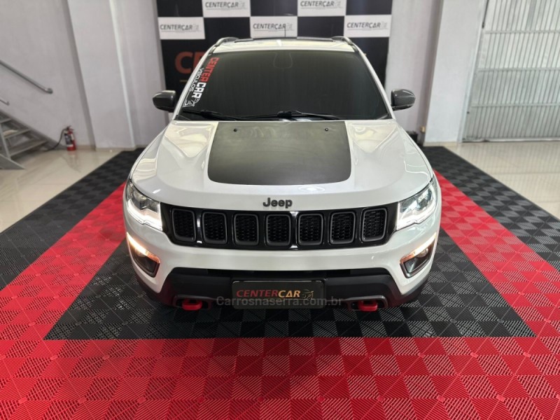 COMPASS 2.0 TRAILHAWK TD350 TURBO DIESEL 4X4 4P AUTOMÁTICO - 2018 - NOVO HAMBURGO