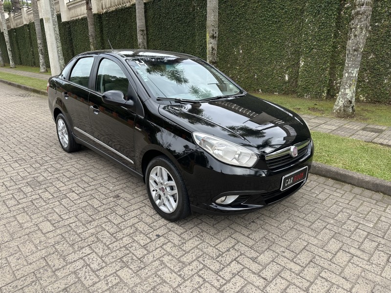 GRAND SIENA 1.6 MPI ESSENCE 16V FLEX 4P AUTOMATIZADO - 2014 - CAXIAS DO SUL