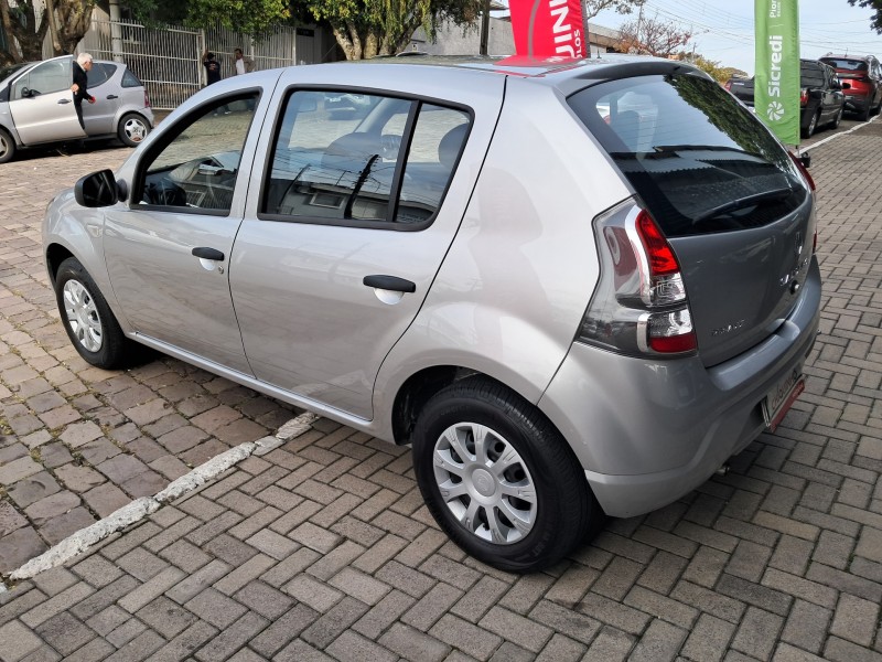 SANDERO 1.0 AUTHENTIQUE 16V FLEX 4P MANUAL - 2014 - CAXIAS DO SUL