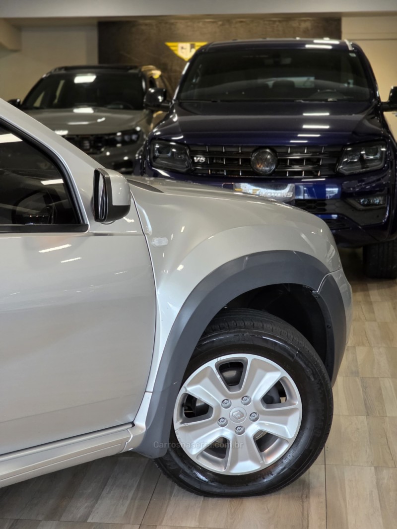 DUSTER 2.0 DYNAMIQUE 4X2 16V FLEX 4P AUTOMÁTICO - 2016 - CAXIAS DO SUL