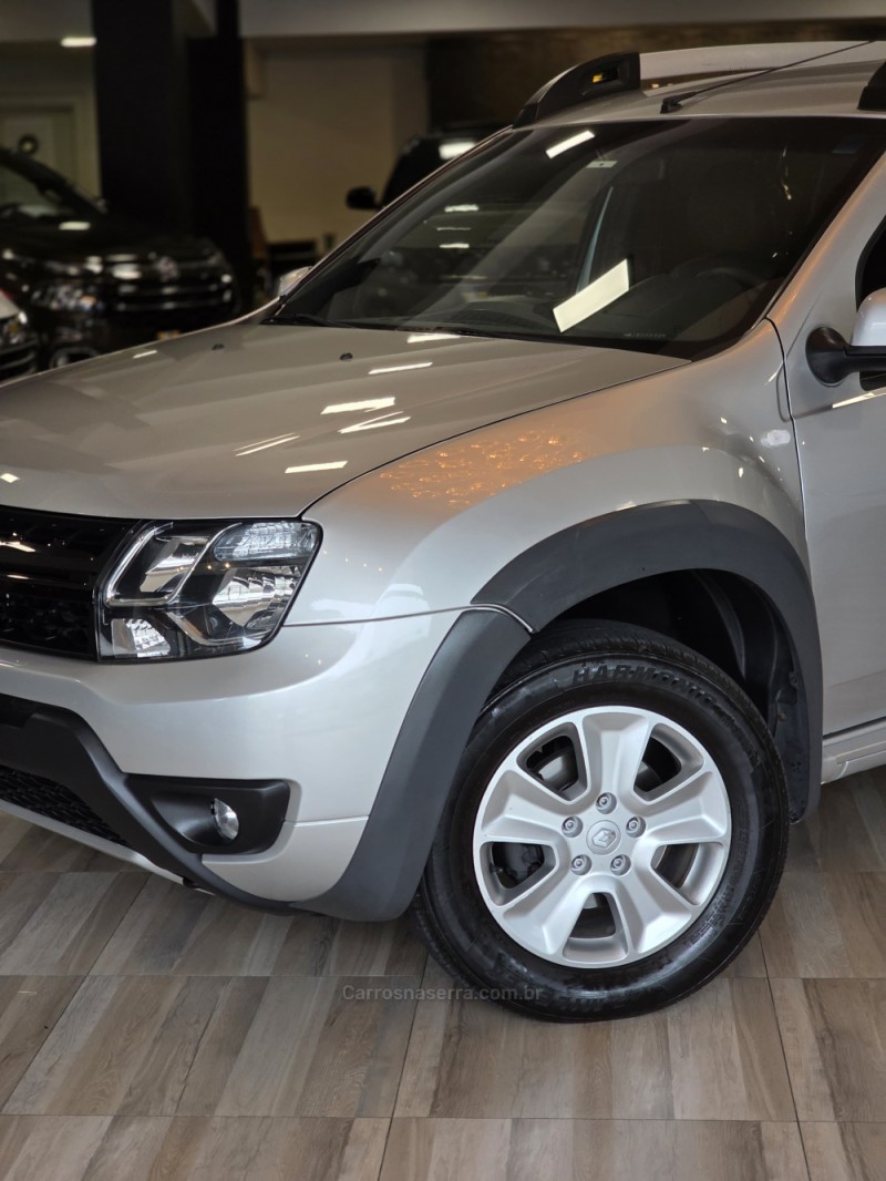 DUSTER 2.0 DYNAMIQUE 4X2 16V FLEX 4P AUTOMÁTICO - 2016 - CAXIAS DO SUL