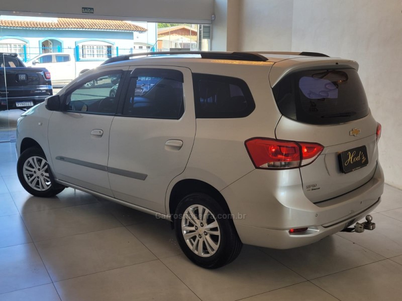 SPIN 1.8 LT 8V FLEX 4P AUTOMÁTICO - 2023 - CANELA