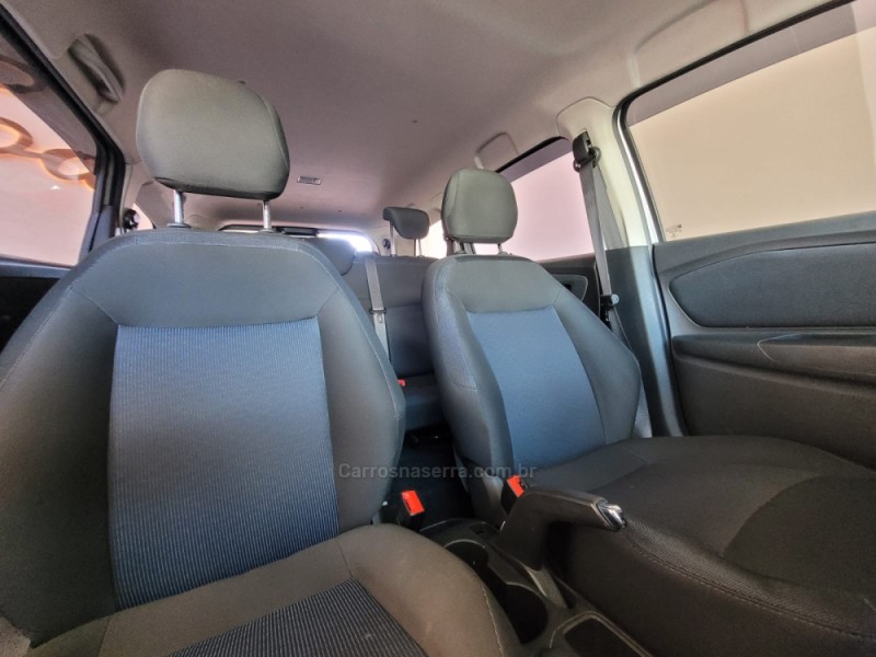 SPIN 1.8 LT 8V FLEX 4P AUTOMÁTICO - 2023 - CANELA