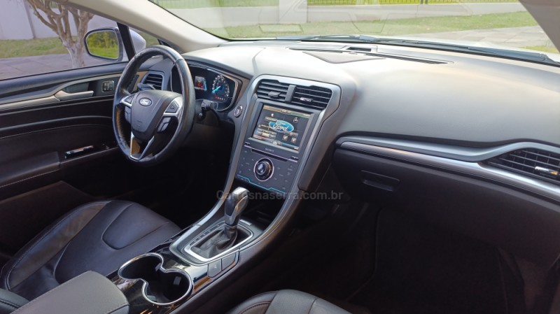 FUSION 2.0 TITANIUM PLUS AWD 16V GASOLINA 4P AUTOMÁTICO - 2014 - CAXIAS DO SUL
