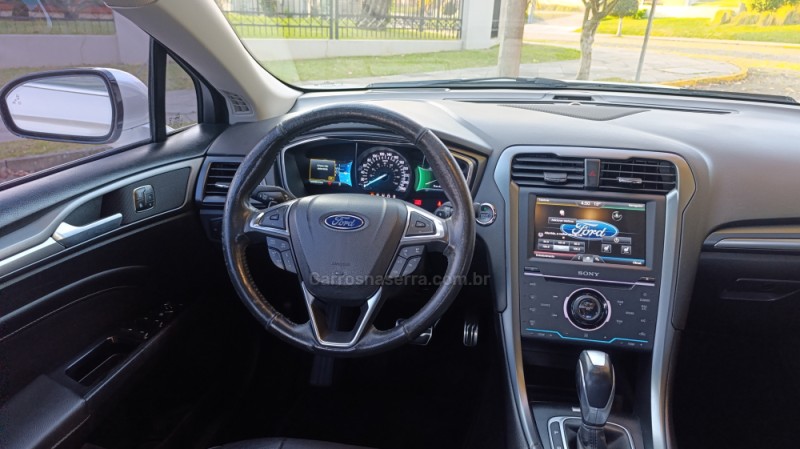 FUSION 2.0 TITANIUM PLUS AWD 16V GASOLINA 4P AUTOMÁTICO - 2014 - CAXIAS DO SUL