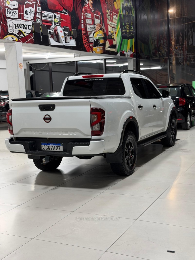 FRONTIER 2.3 PRO4X 4X4 CD BI-TURBO DIESEL 4P AUTOMÁTICO - 2024 - SANTA CRUZ DO SUL
