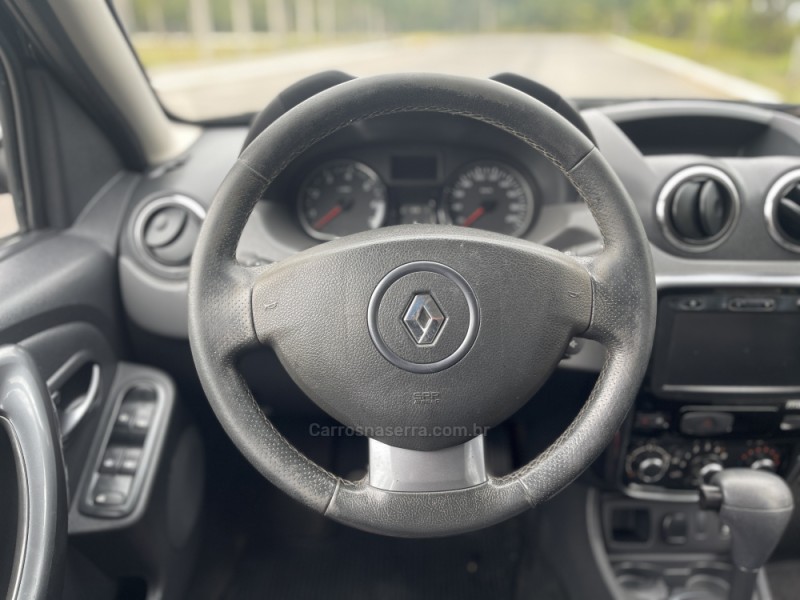 DUSTER RENAULT DUSTER 1.6 TECH ROAD DYNAMIQUE 4X2 16V FLEX 4P MANUAL - 2013 - BENTO GONçALVES