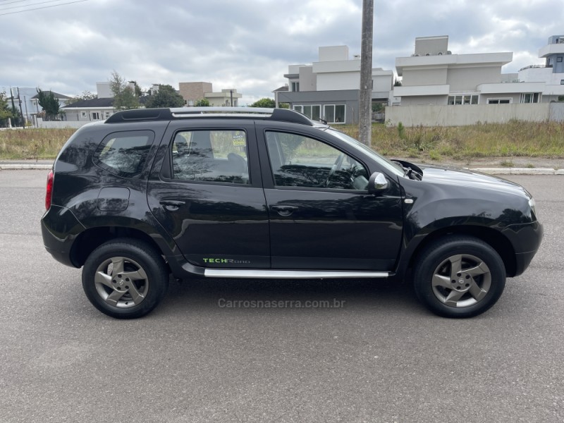 DUSTER RENAULT DUSTER 1.6 TECH ROAD DYNAMIQUE 4X2 16V FLEX 4P MANUAL - 2013 - BENTO GONçALVES