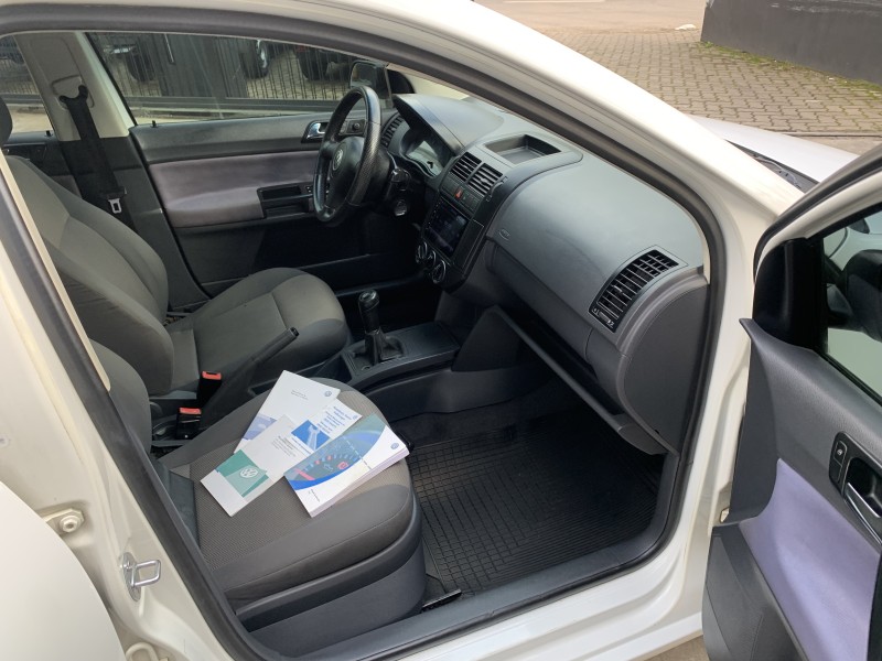 POLO 1.6 MI 8V FLEX 4P MANUAL - 2008 - CAXIAS DO SUL