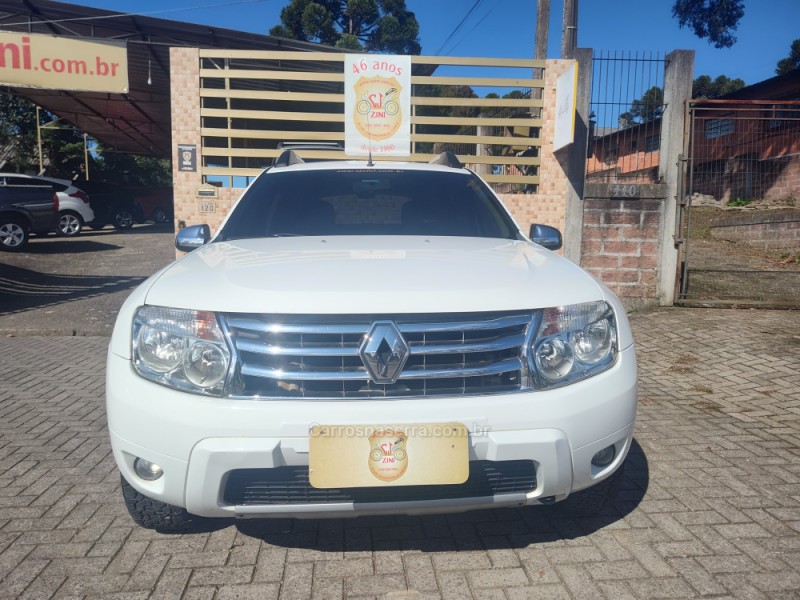 DUSTER 1.6 DYNAMIQUE 4X2 16V FLEX 4P MANUAL - 2014 - CANELA