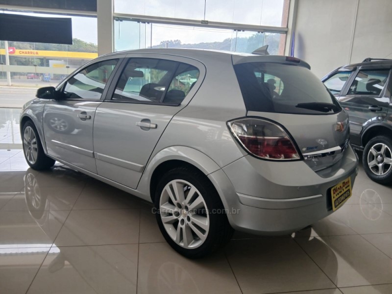 VECTRA 2.0 MPFI GT HATCH 8V FLEX 4P AUTOMÁTICO - 2011 - NOVA PETRóPOLIS