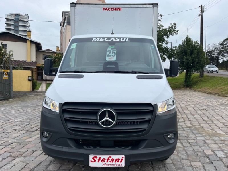 SPRINTER 2.2 CHASSI 517 LONGO TURBO DIESEL 3P MANUAL - 2025 - FELIZ
